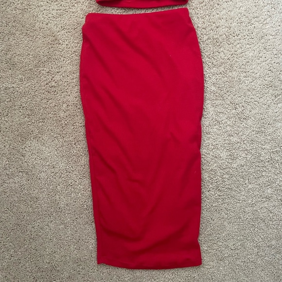 Fashion Nova Ribbed, Red Midi Skirt Set - Picture 5 of 5